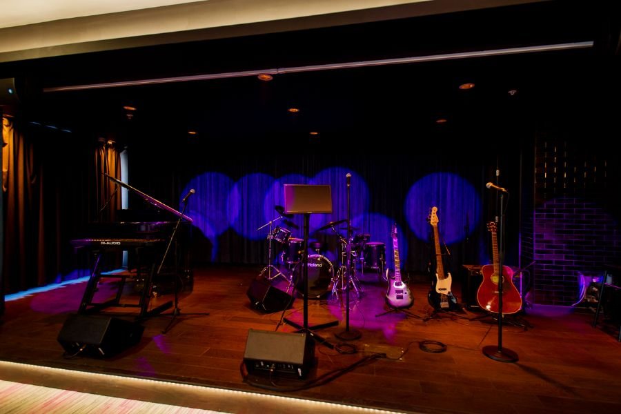 music stage at luxury apartment in st louis