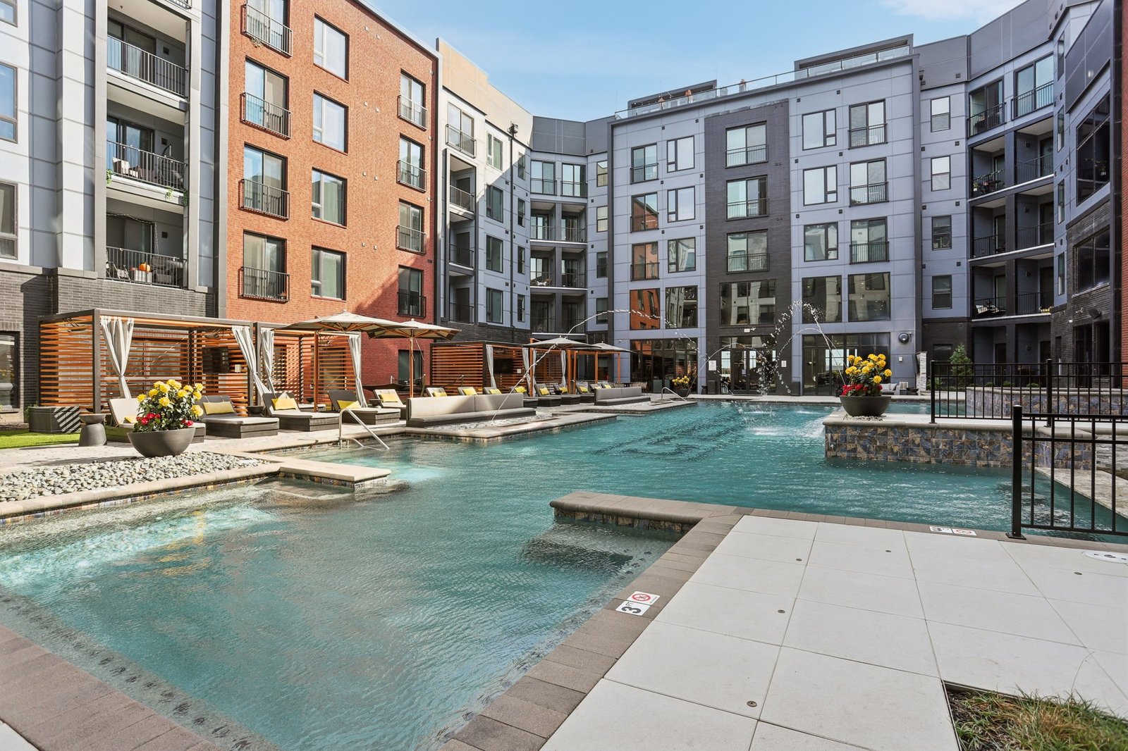 pool at soulard apartment