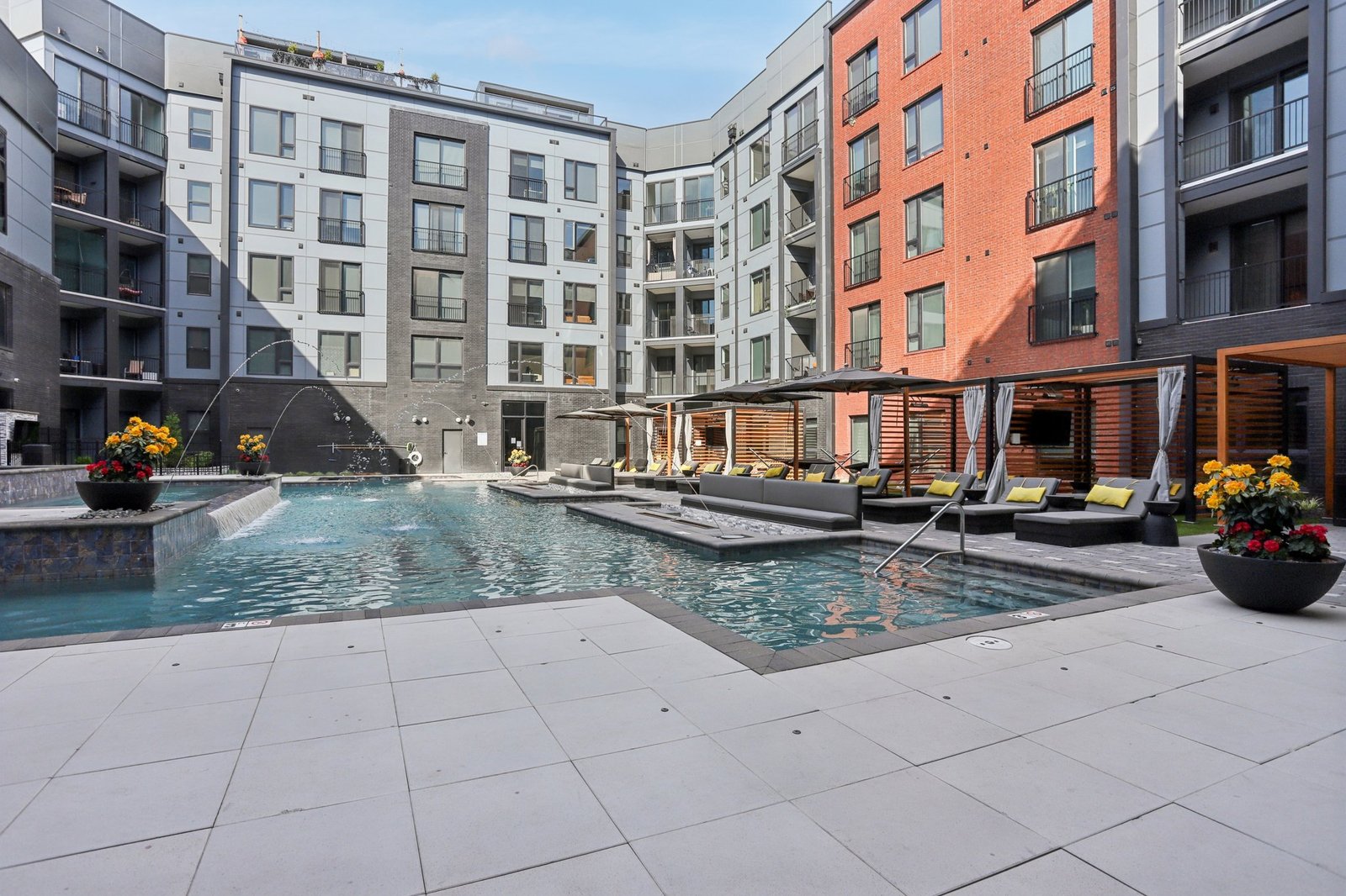 pool at soulard apartment
